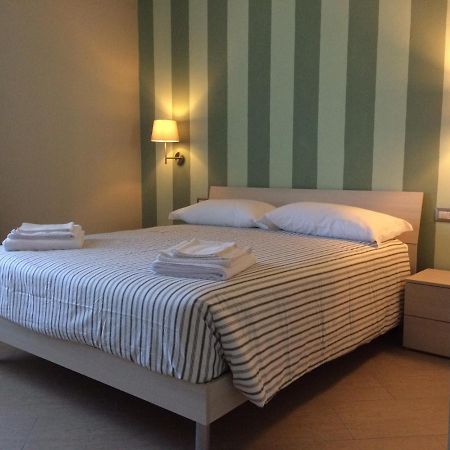 Hotel Le Terme A Due Passi Rapolano Terme Esterno foto