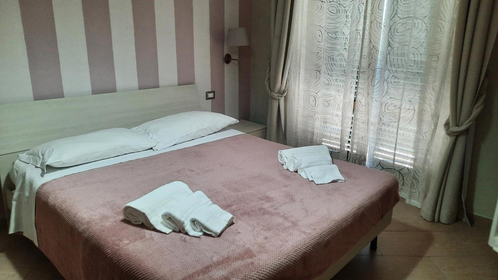Hotel Le Terme A Due Passi Rapolano Terme Esterno foto