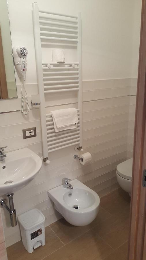 Hotel Le Terme A Due Passi Rapolano Terme Esterno foto